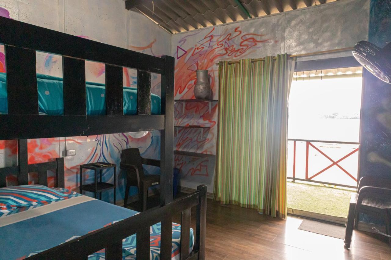 Hostal Liliana Буенавентура Екстериор снимка